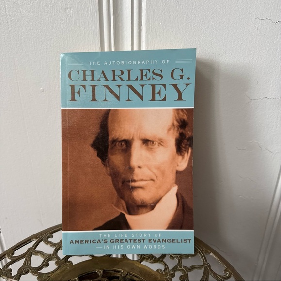 Christian Book Collection - Picture 8 of 11